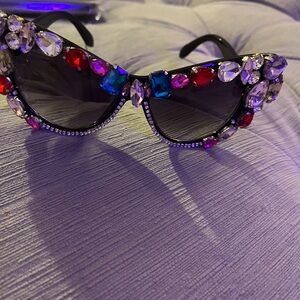 Dooley Embellished Black Sunglasses with Multicolor Gems
